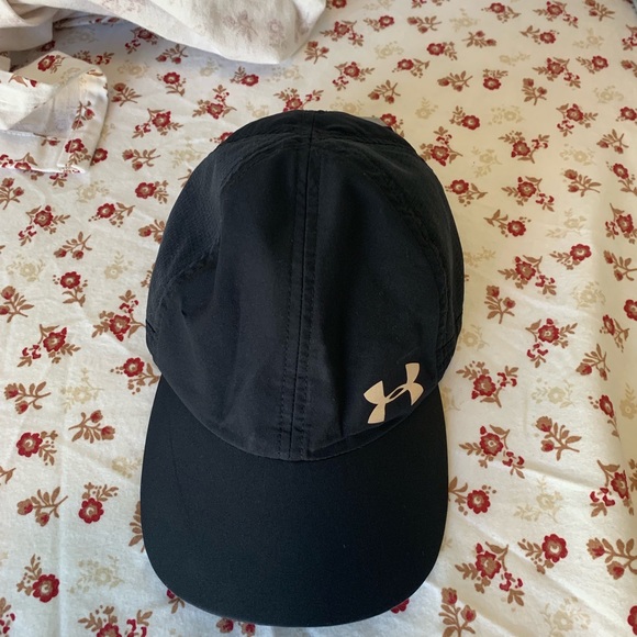 small under armour hat